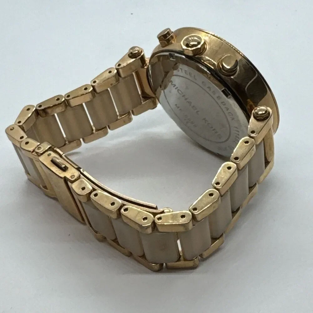 Michael Kors Parker MK5896 Women Rose Gold Analog Dial Quartz Wrist Watch JNA390